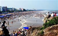 Ngày 07 - 09/06 âm lịch(tức thứ 6 đến CN ngày 12-14/07 ): Đi tắm biển Sầm Sơn